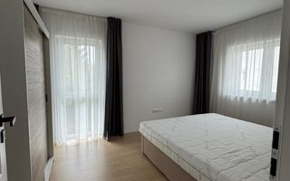 Casa individuala 114 utili 4 camere 2 bai si curte 215 mp in Selimbar - Poză 12