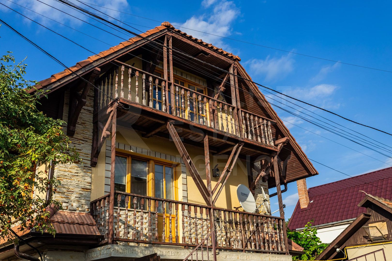 Vânzare, casă, 3 nivele, 160 mp, Goianul Nou - Poză 2