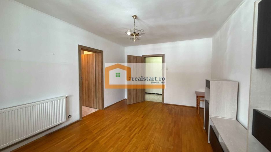 Parter Inalt, langa Mall Park Lake, Metrou Dristor, Piata, Centrala termica, - Poză 16