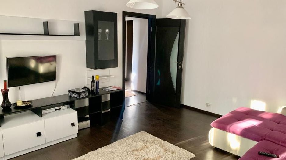 Vanzare Apartament 3 Camere EXERCITIU - Poză 3