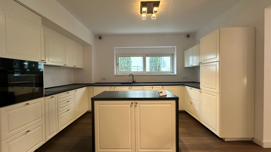 Vilă cu grădină privată în Herăstrău | 282 mp utili | 7 camere - Poză 5