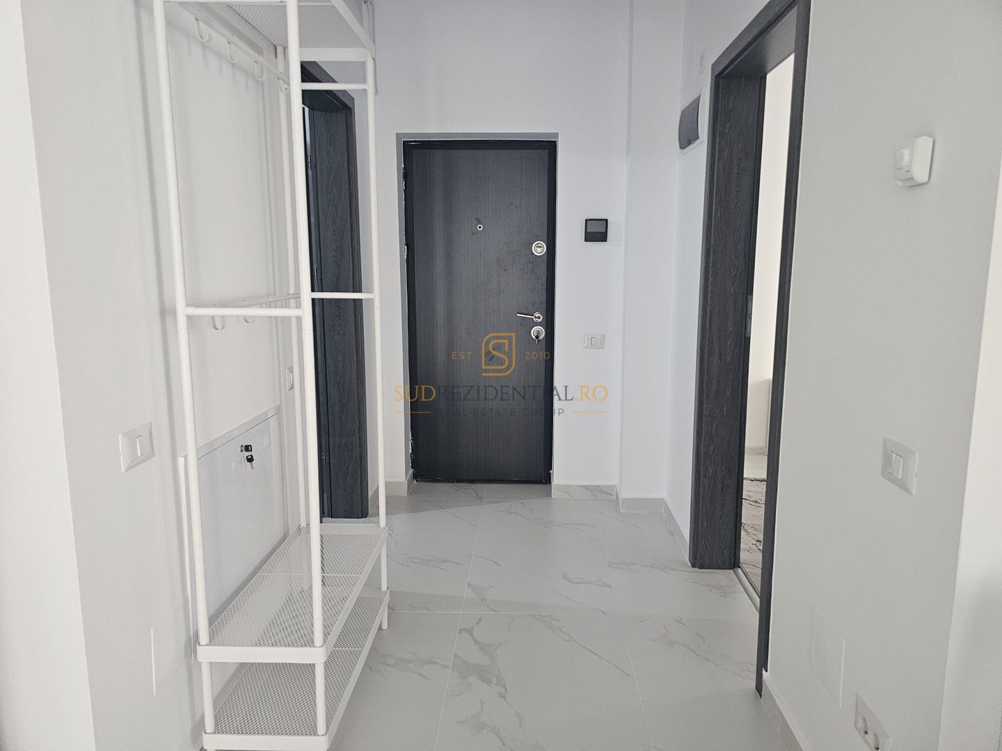 Apartament 2 camere la 10 minute de Metrou Aparatorii Patriei - Poză 11