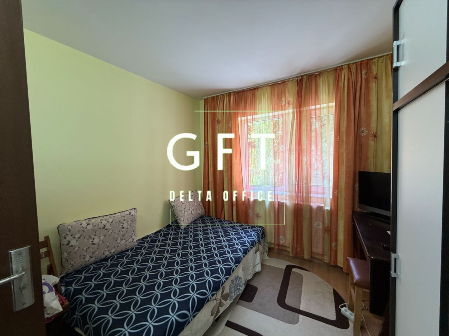 Apartament 4 camere, Et. 1 - Zona Sud , Str. Imparatul Traian - Poză 10