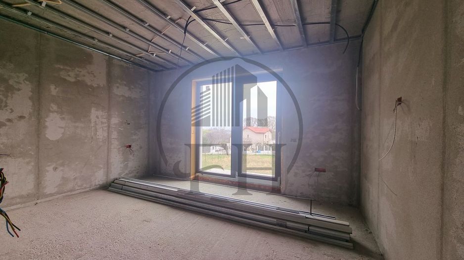 SOLD/VANDUT Casa / Vila de vanzare Palazu Mare - Poză 5