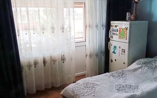 Ag BRASADAS vinde ap 4 cam etaj 3/4 în Micro 16. - Poză 9