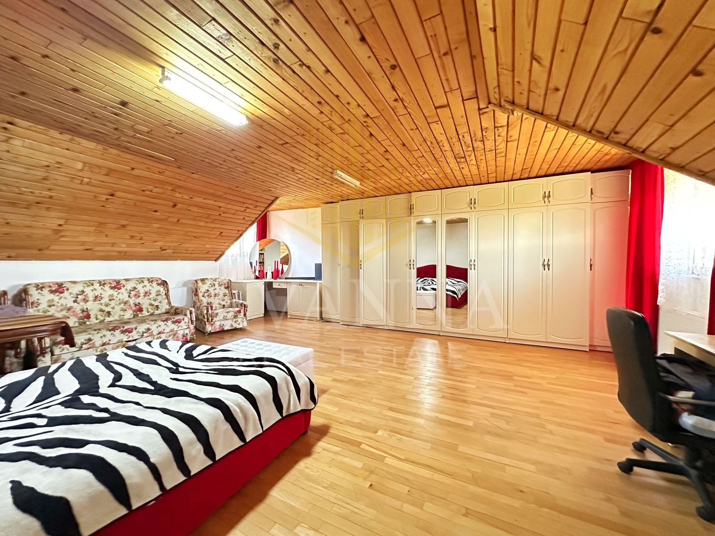 Strada Grigore Ureche / Casa de vanzare - Poză 7