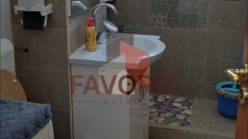 2 camere | centrala proprie | mobilat si utilat | zona excelenta | - Poză 11