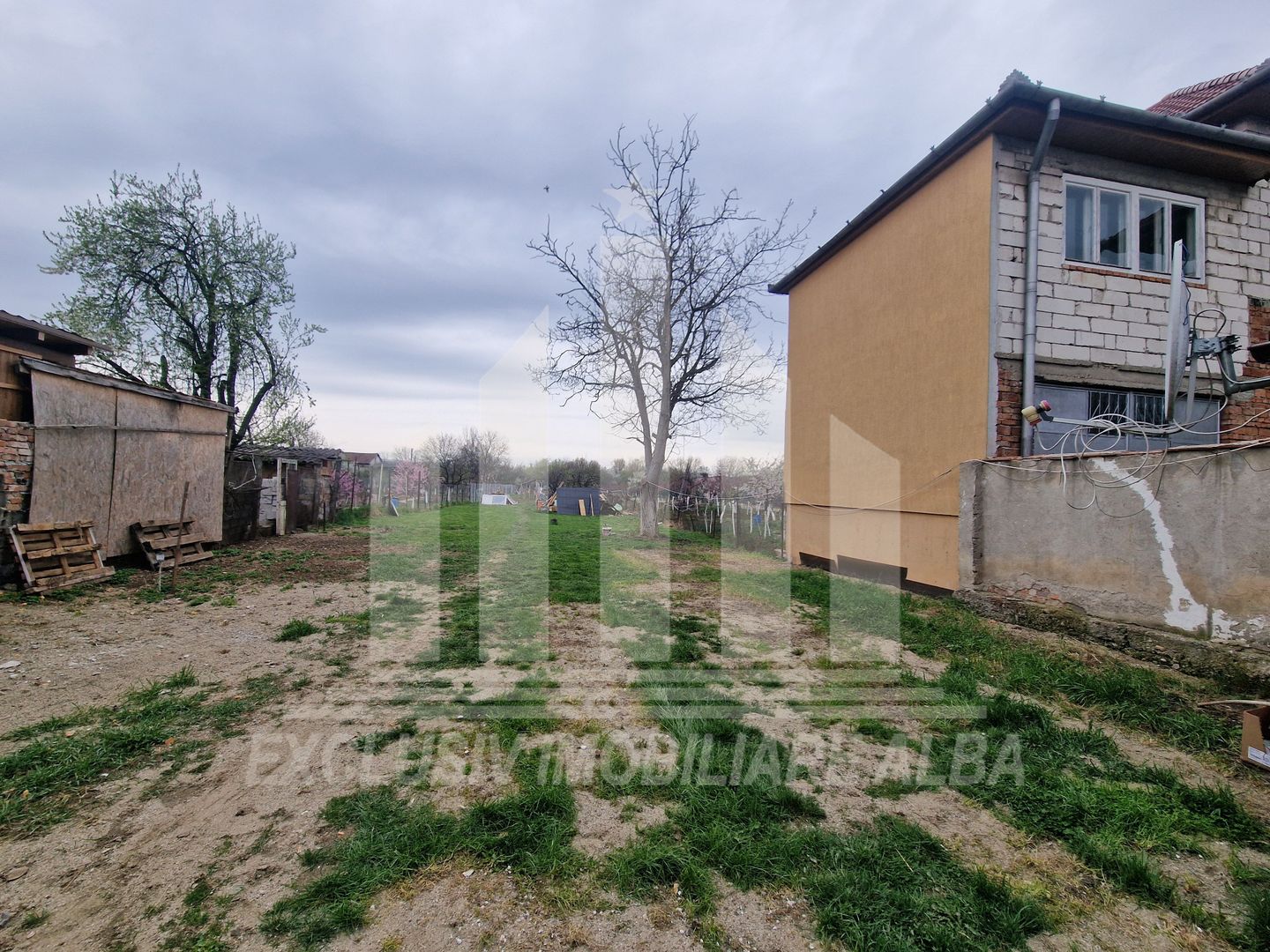 Casa individuala | 120mp | 500mp teren | Centru - Poză 11