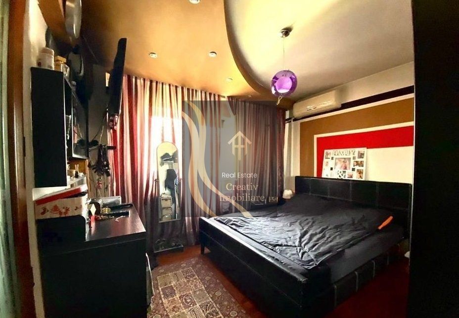 Apartament Crangasi 4 camere - Poză 2
