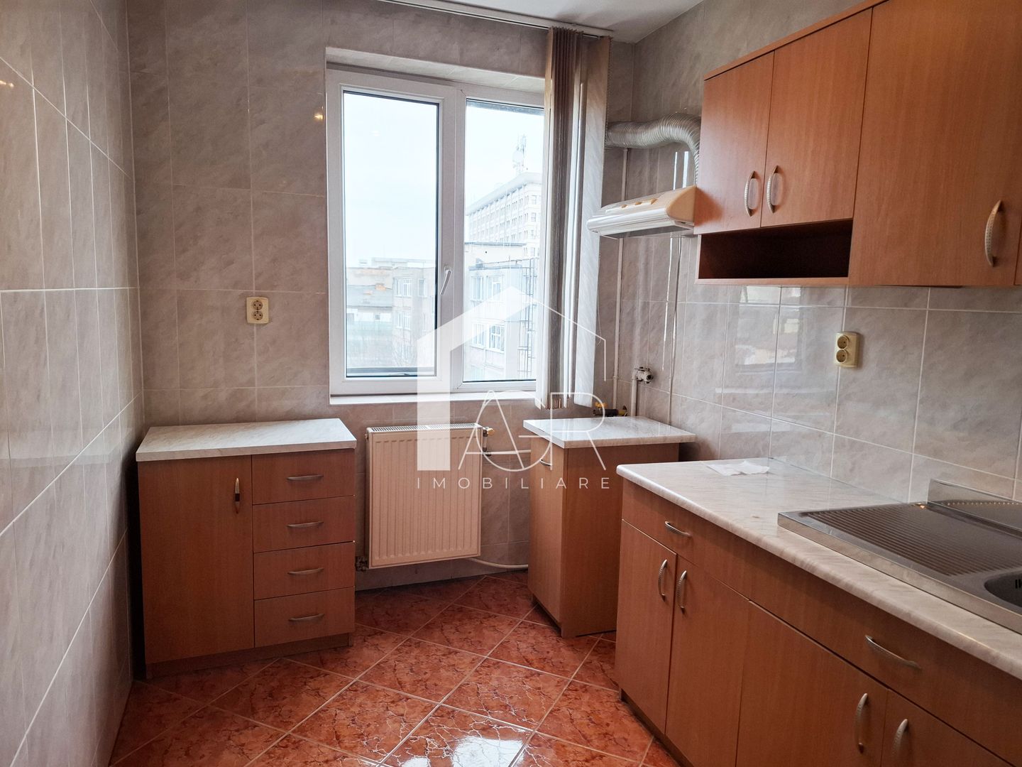 Apartament cu 2 camere, semidecomandat, Ultracentral - Poză 4
