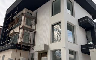 Vilă de Lux cu Piscină Privată și Deschidere Directă la Lacul Snagov - Poză 4