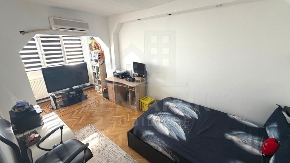 Apartament 2 camere decomandat 1 Mai Parcul Romanescu etaj 3 56mp - Poză 4
