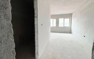 Oportunitate unică de investiție – Etaj complet de vânzare în Onești - Poză 10