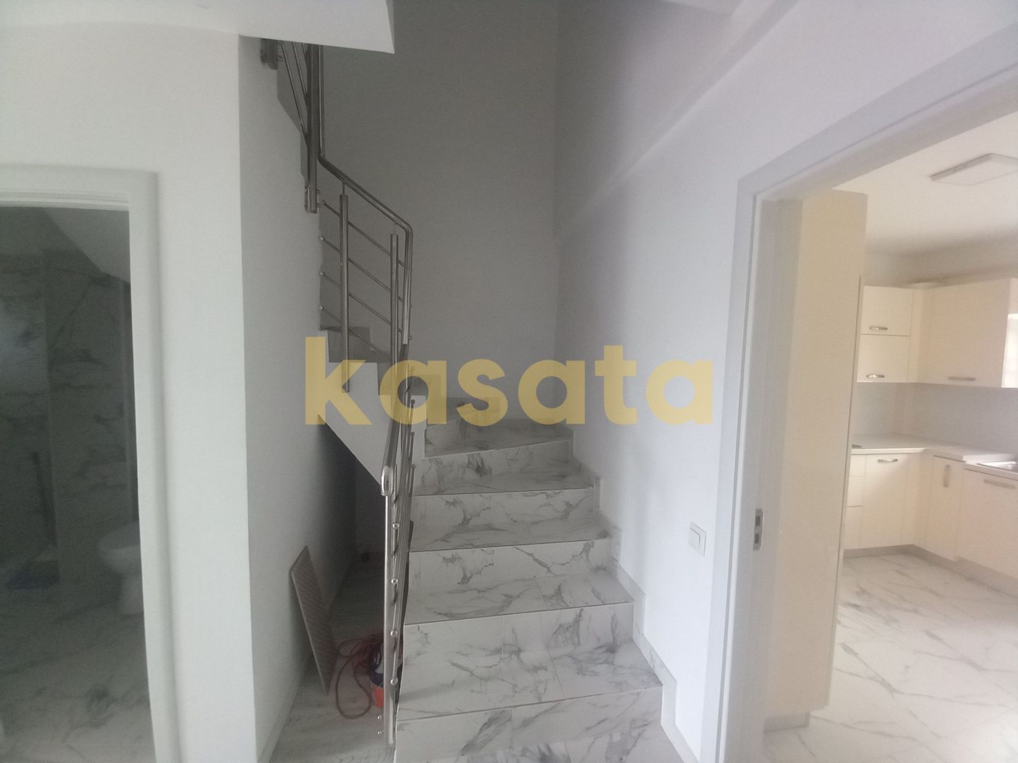 Duplex 4 camere, mobilat si utilat, 2 locuri parcare incluse - Poză 18