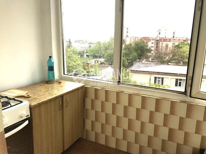 GARA-ABATOR- Apartament de 3 camere foarte spatios si luminos! - Poză 9