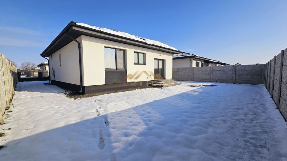 Casa parter de inchiriat cu 3 camere - comuna Berceni - Poză 3