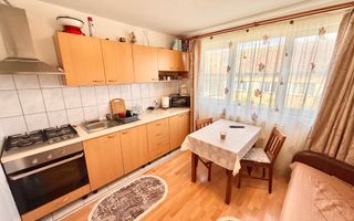 Garsonieră practică și accesibilă în zona Buziașului - Poză 3