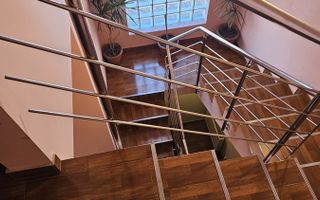 Casă / Vilă de vânzare în Industriilor, Bucuresti - Poză 13