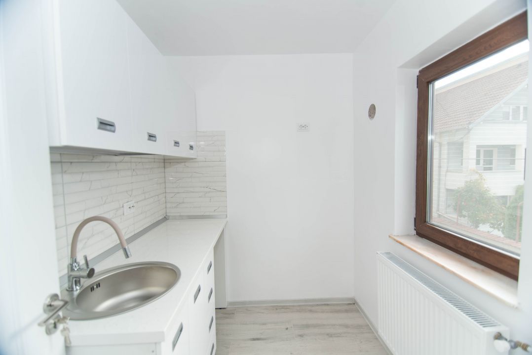 Garsoniera RENOVATA, etaj 1, Gavana-Pitesti - Poză 2