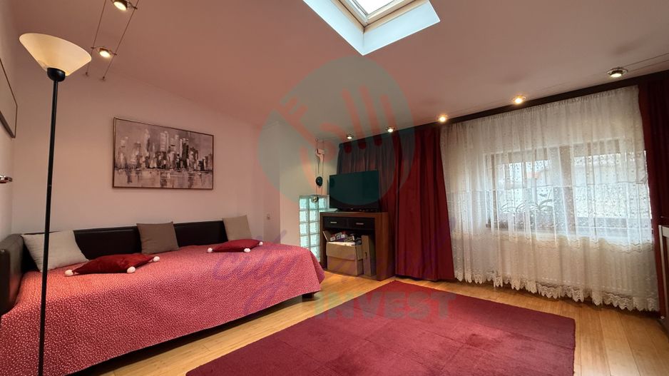 Casă 5 camere Cartierul Armenesc - Poză 5