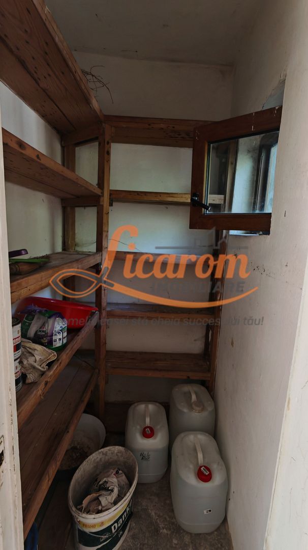 Casa singur in curte zona ZONA ISTORICA langa Seminarul Teologic - Poză 7