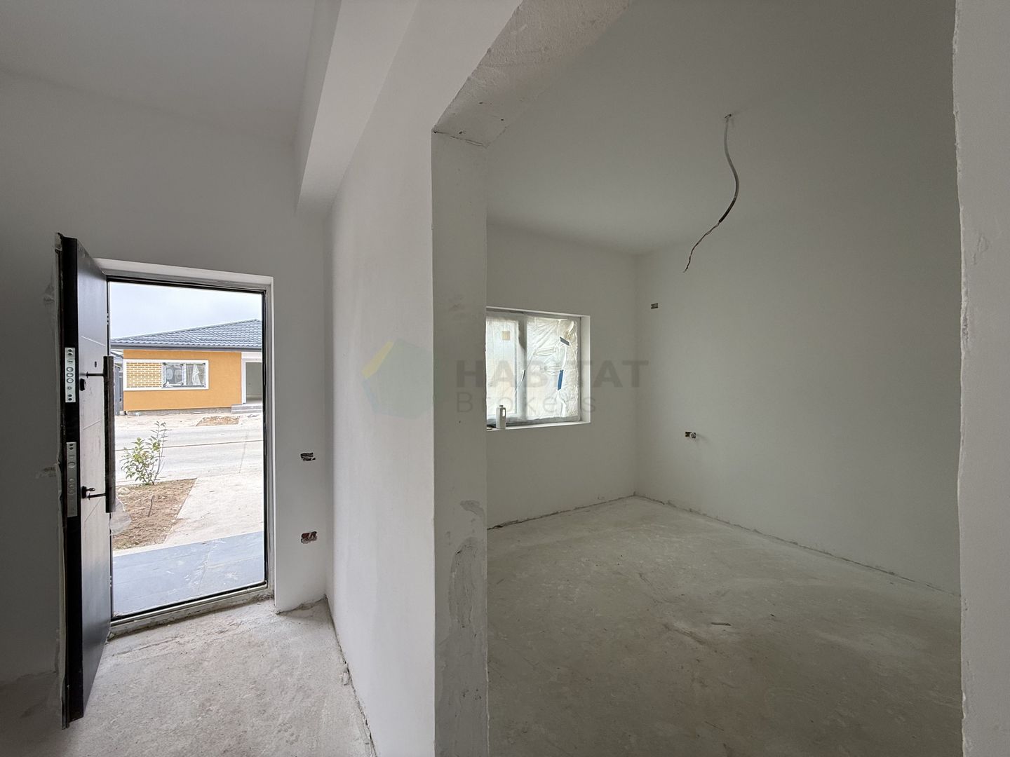 Casa 4 camere pe parter-Tunari | Teren 400 mp - Poză 9