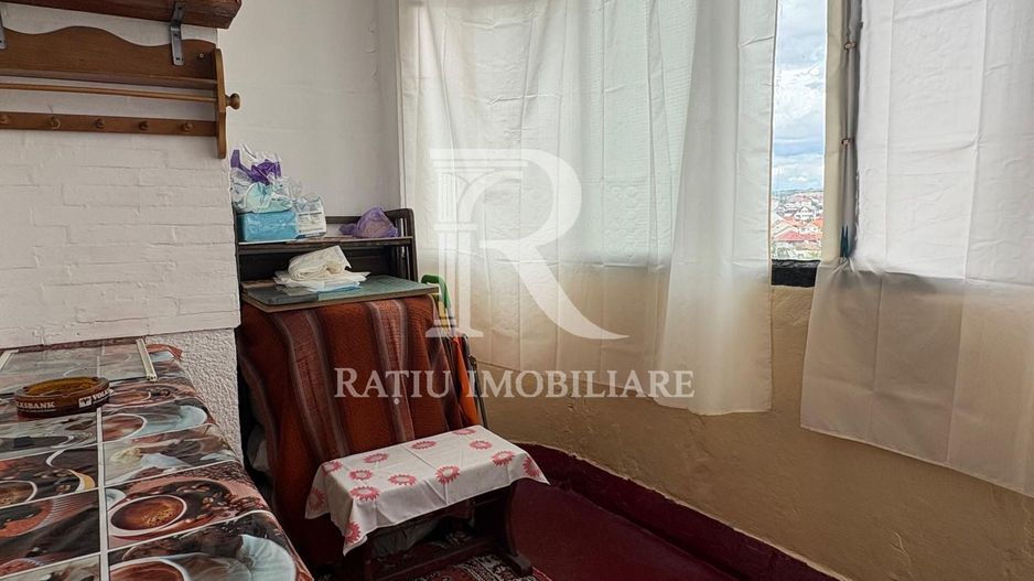 Apartament cu 4 camere | Bulevardul Dacia | Oradea - Poză 4