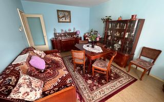 Apartament 2 camere, etaj 1 - zona Cetate - Poză 1