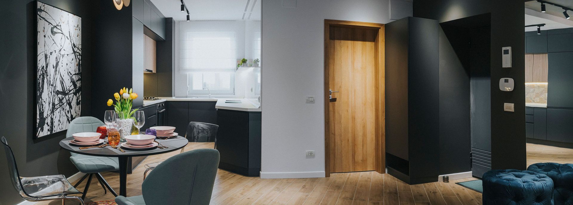 2 camere, ultracentral, Oradea. 185 000 E + TVA. Comision 0 - Poză 2