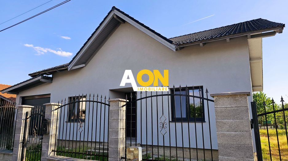 Casa individuala cu 4 camere, toate utilitatile, 500mp teren - Poză 2