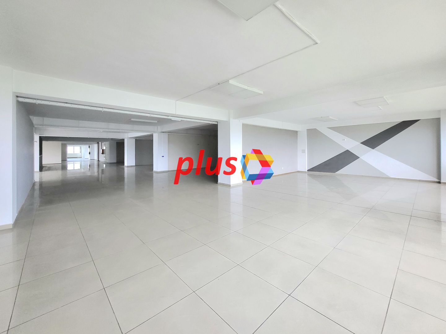 Spatiu comercial de inchiriat - 1.000 mp - Poză 12