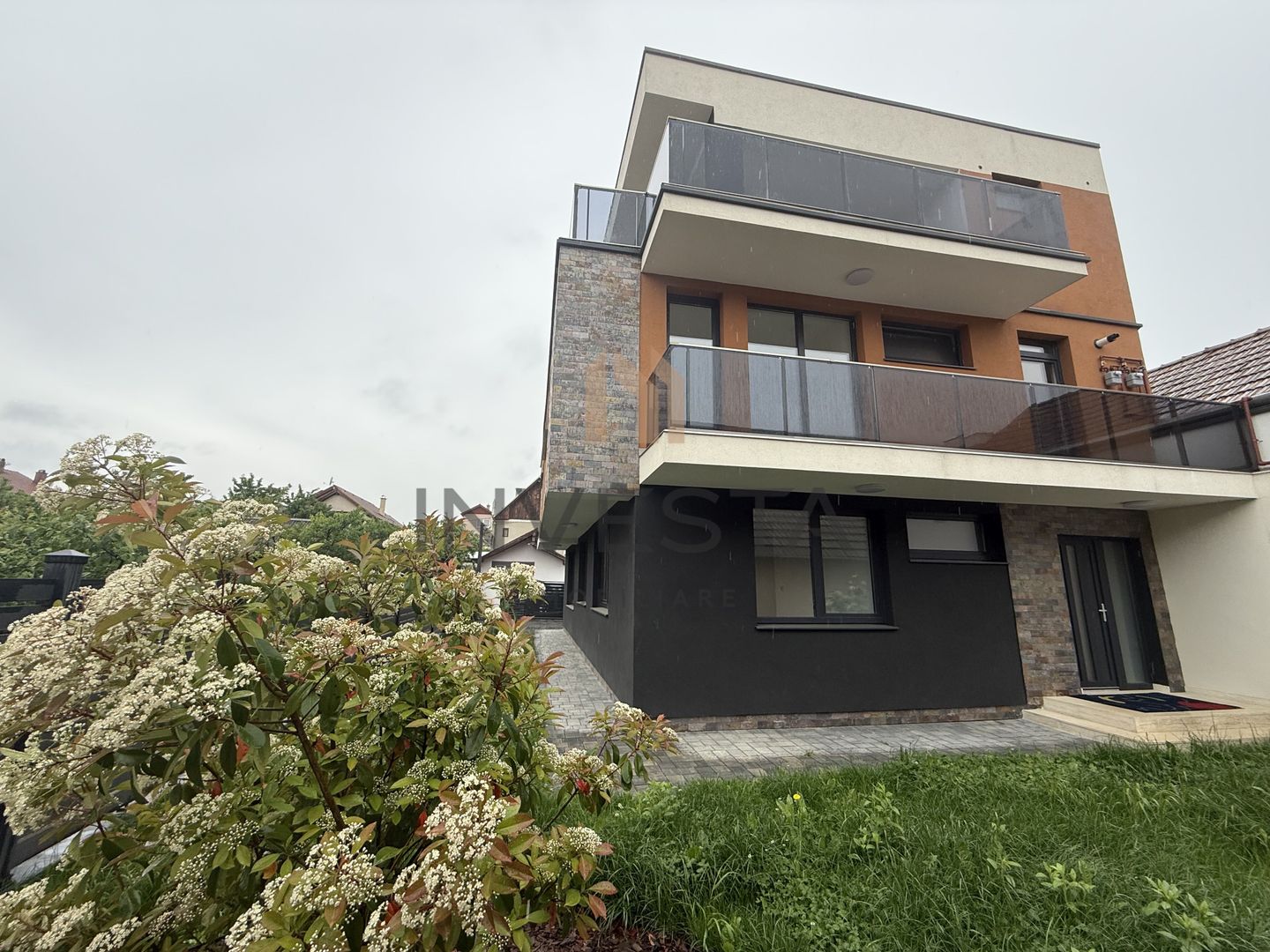 Casa individuala finisata modern!  Gheorgheni! Zona Interservisan! - Poză 1