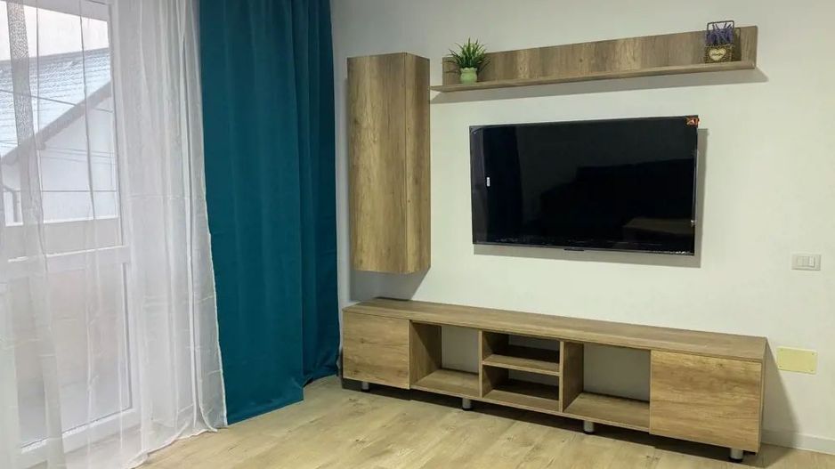 Inchiriere apartament 2 camere - Poză 2