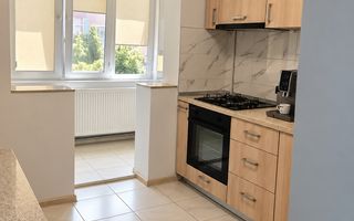 Girocului | 3 Camere | Centrala proprie | Mobilat | Etaj 2 | 2 Boxe + Garaj - Poză 1
