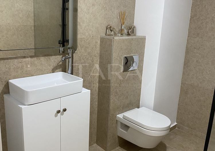 Apartament cu 3 camere și terasă generoasă – zona Vivo. - Poză 7