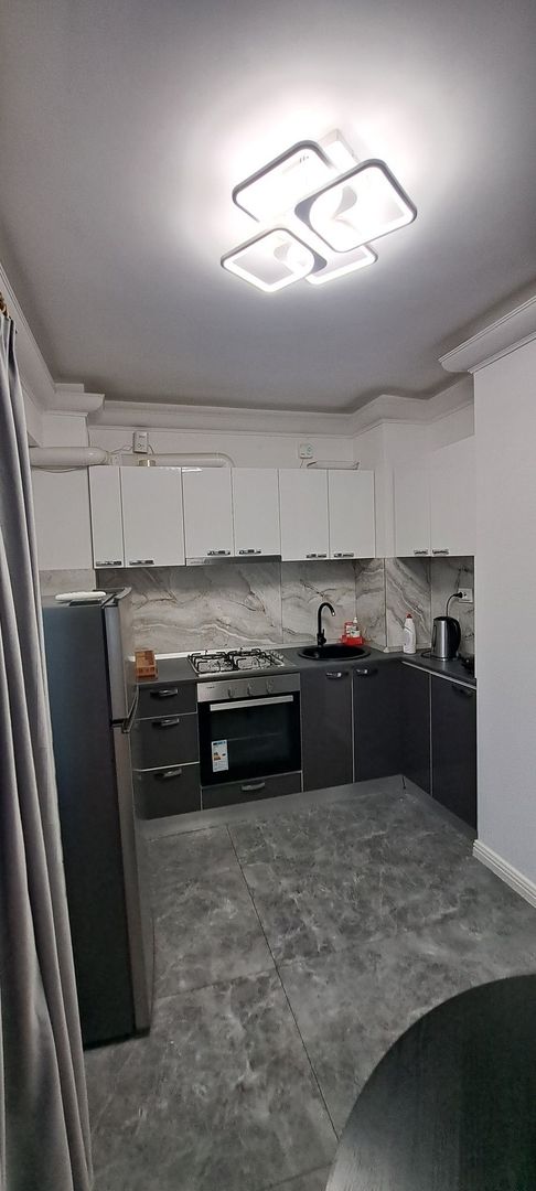 Garsoniera moderna, zona Chisinau, etaj 7, totul nou, mutare imediata - Poză 6