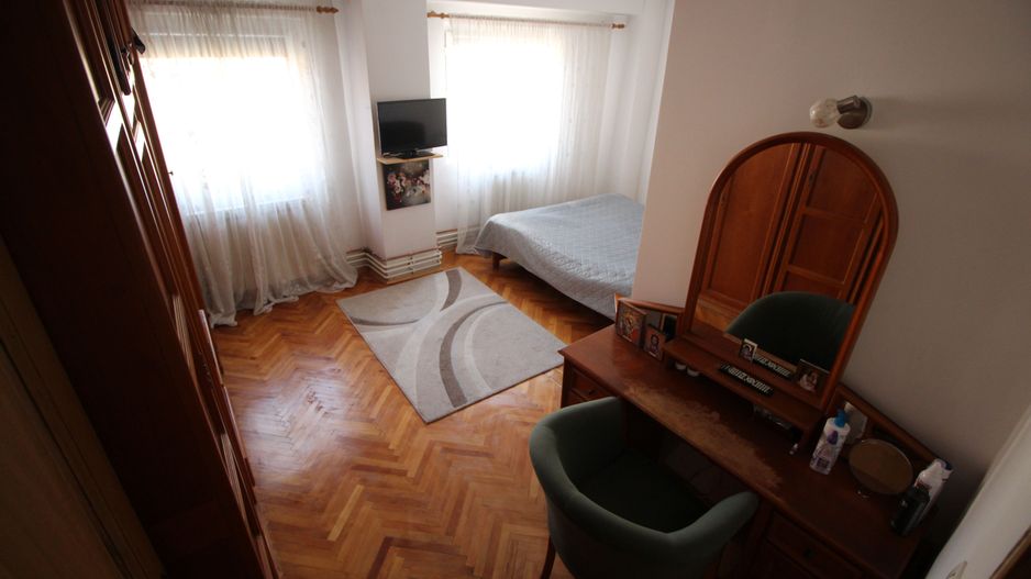 APARTAMENT 3 camere- 92mp SU - Poză 6