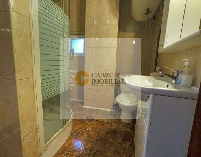 2 camere | Bd Carol | Vedere Panoramica | Centrala proprie - Poză 8