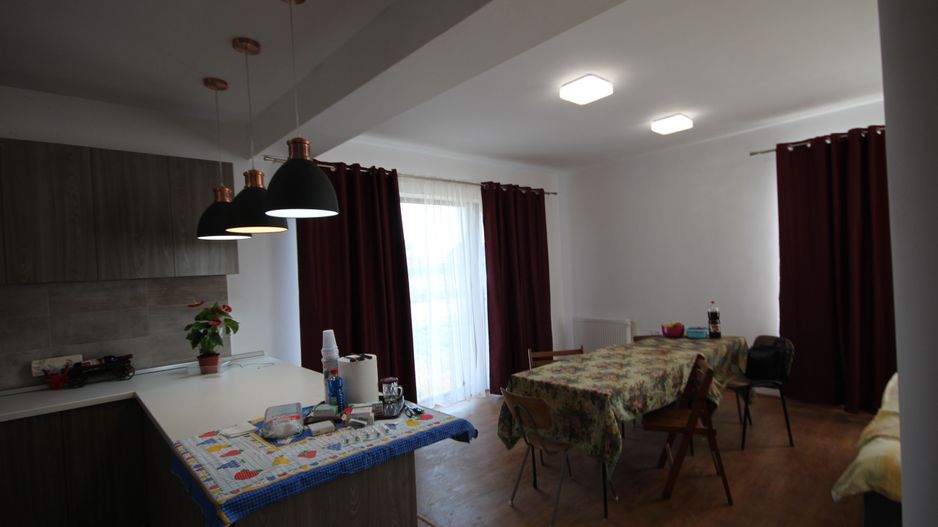 LOCUINTA TIP DUPLEX - Poză 3