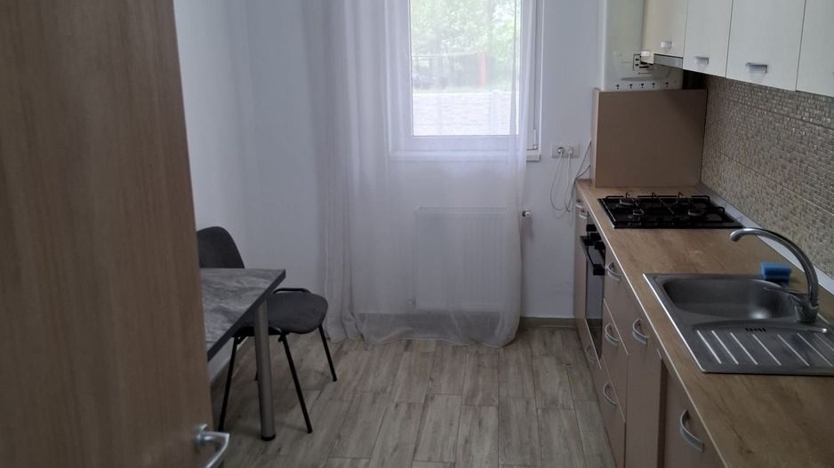 Ag BRASADAS închiriază ap 2 cam PARTER Metalurgiei PARCARE. - Poză 4