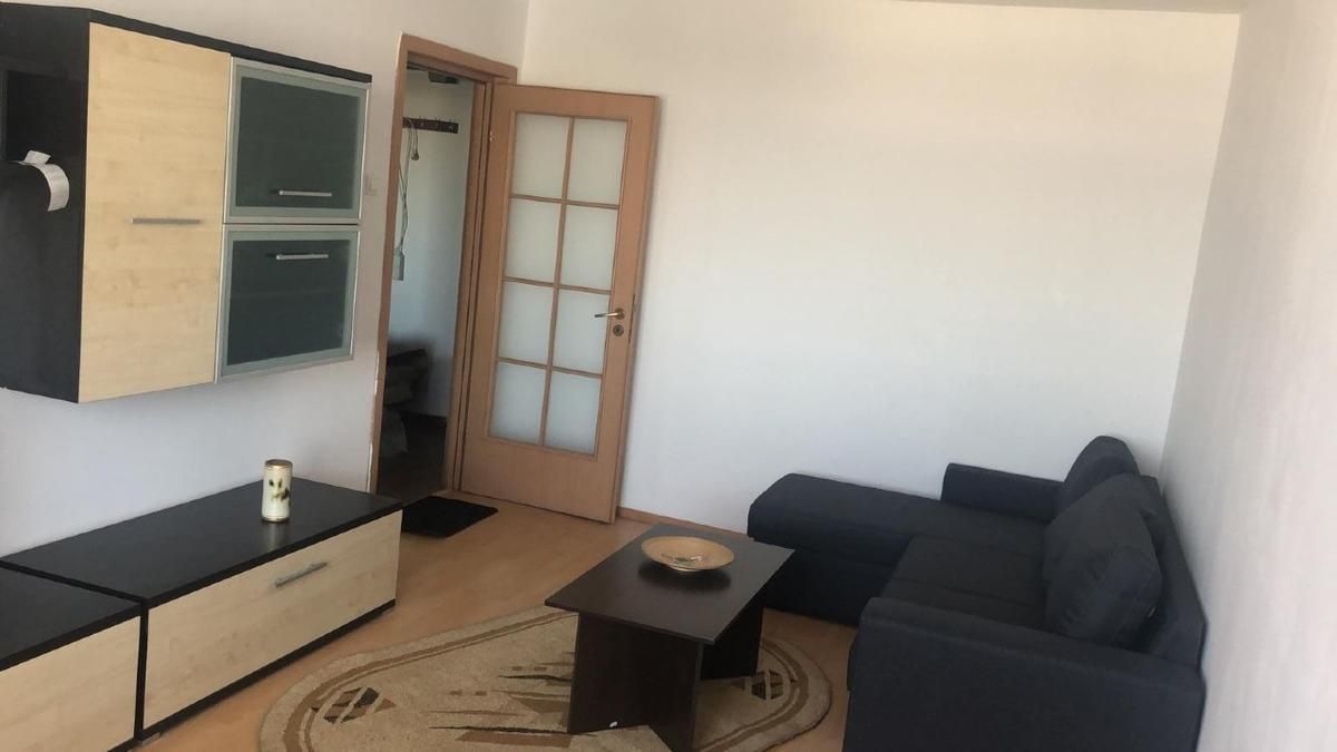 Apartament cu trei camere, Piata Sudului, 175.000€ negociabil - Poză 2