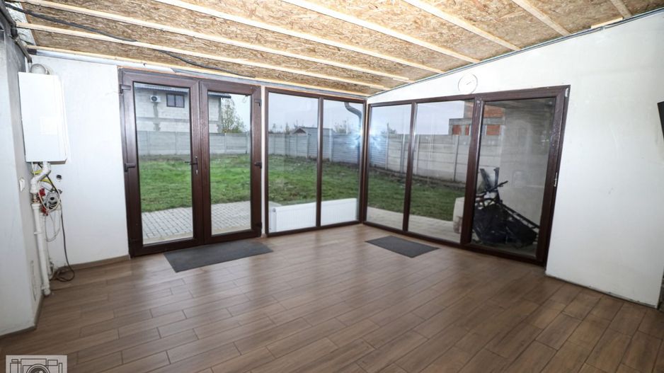 Soluție Locativă pentru Firme: Vilă cu Capacitate Mare în Ciorogarla - Poză 9