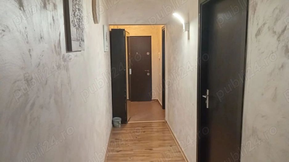 De vanzare apartament 3 camere + loc parcare, Cartierul Latin - Poză 7
