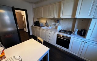 Apartament 3 camere modern | Damaroaia – Jiului | bloc nou Piata Presei