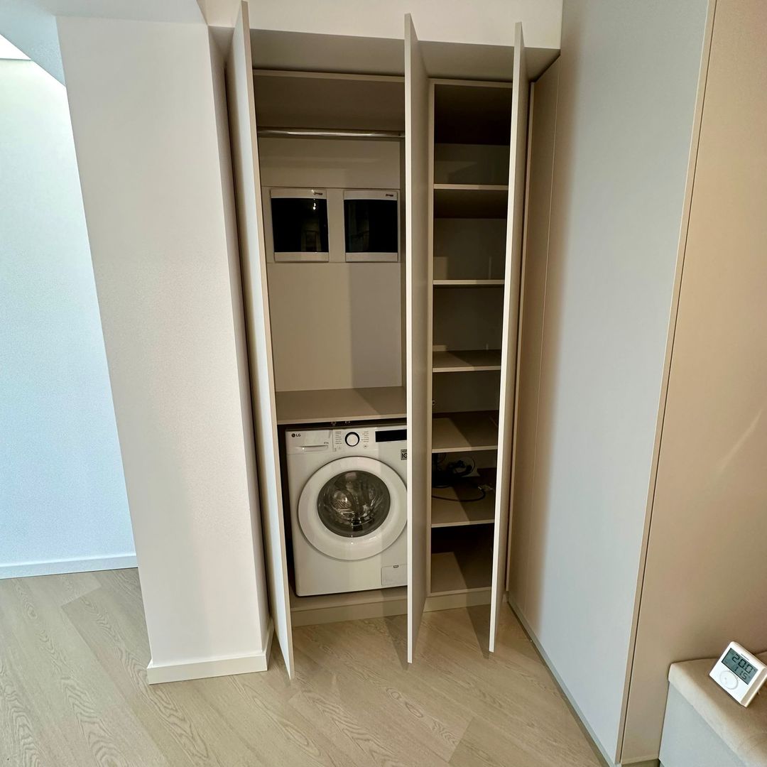 Cortina North || Studio || Comision 0% - Poză 5