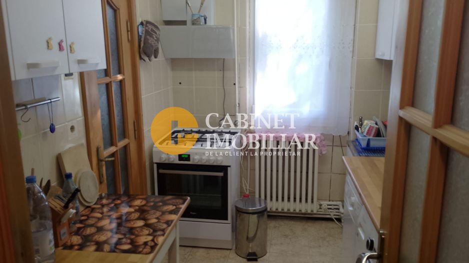 3 camere, etaj 1/4, foarte curat, liber! - Poză 2