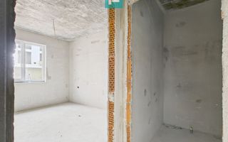 Apartament 3 camere cu curte proprie în Giroc - Poză 17