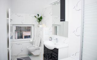 Apartament 3 camere | Etaj 1 | Renovat | Curte | Central - Poză 12