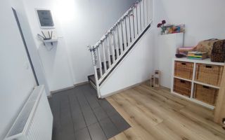 Casa cu gradina Tunari / 2 locuri de parcare - Poză 8