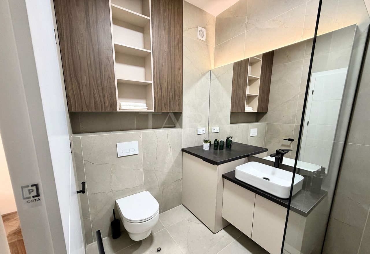 Apartament premium 2 camere, dressing, balcon, parcare subterana. - Poză 18